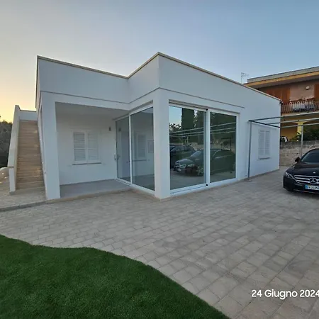 The Glass Santa Maria Al Bagno Villa *